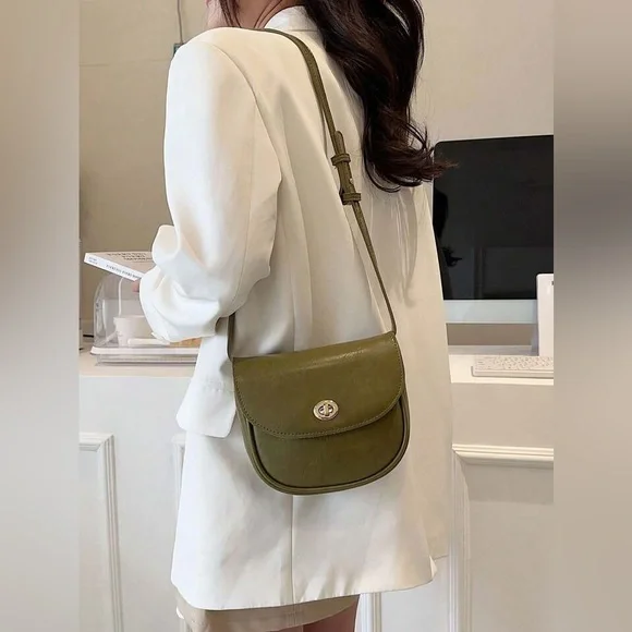 NWOT Vintage Style Twist Lock Closure Crossbody Shoulder Bag in Green - Picture 2 of 10